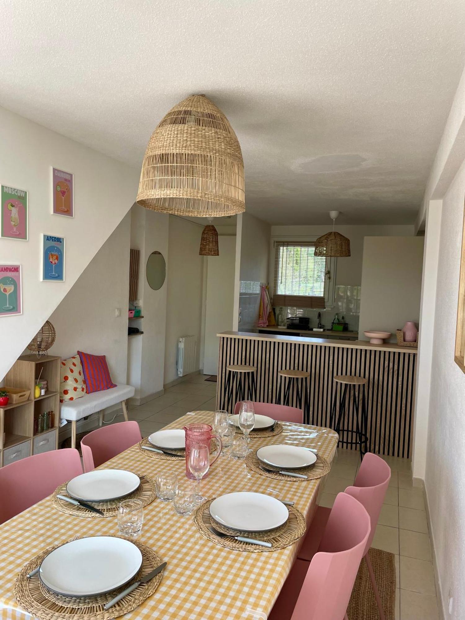 Superbe Duplex Refait A Neuf ! Apartment อิแยร์ ภายนอก รูปภาพ